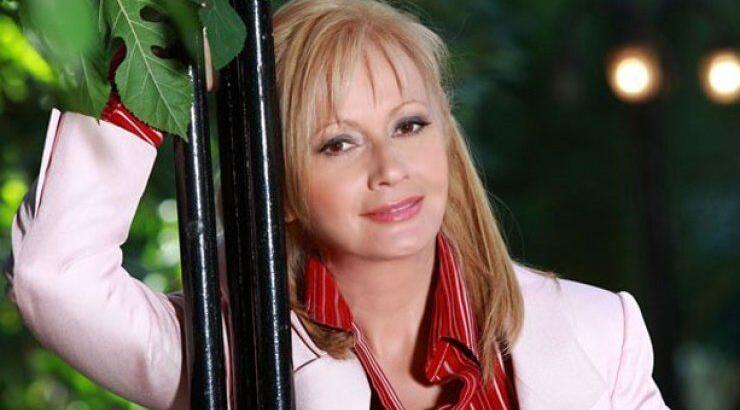 Αγγελική Νικολούλη: Εσπευσμένα στο νοσοκομείο!