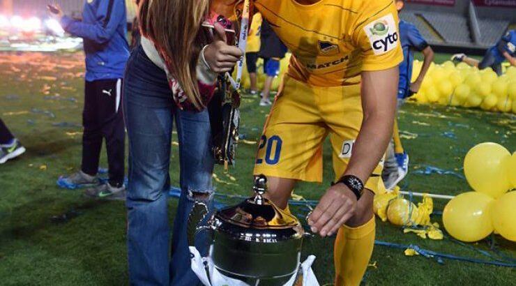 Μαρία Κορτζιά - Πιέρος Σωτηρίου: Που τους πέτυχε ο φωτογραφικός φακός μαζί με τους γονείς του ποδοσφαιριστή