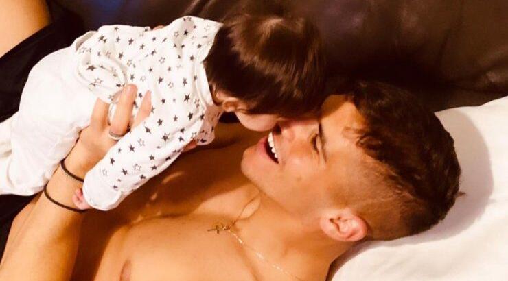 Πιέρος Σωτηρίου: Αχώριστος με τον γιο του, Σοφοκλή! [εικόνα]