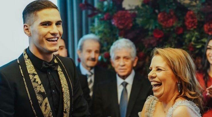 Πιέρος Σωτηρίου: Οι τρυφερές ευχές στη μητέρα του για τα γενέθλιά της [εικόνα]