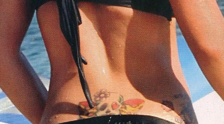 Η σέξι πίσω όψη Ελληνίδας ηθοποιού που “βάζει φωτιά”