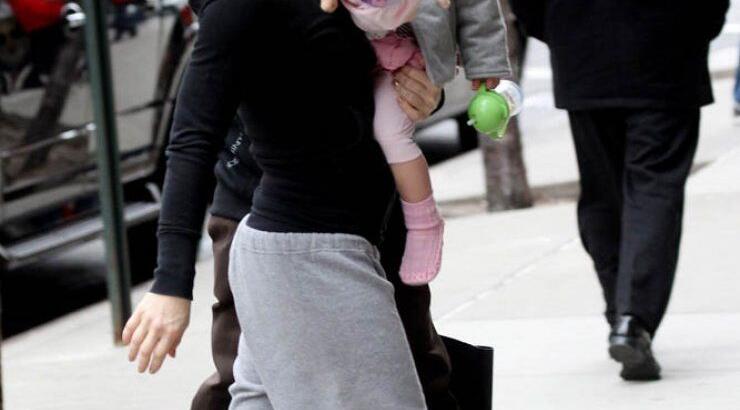 Αγνώριστη η διάσημη αυτή τραγουδίστρια! 