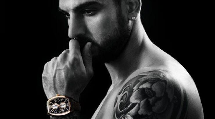 Οι ποδοσφαιριστές του Απόλλωνα φωτογραφίζονται φορώντας μόνο Franck Muller 