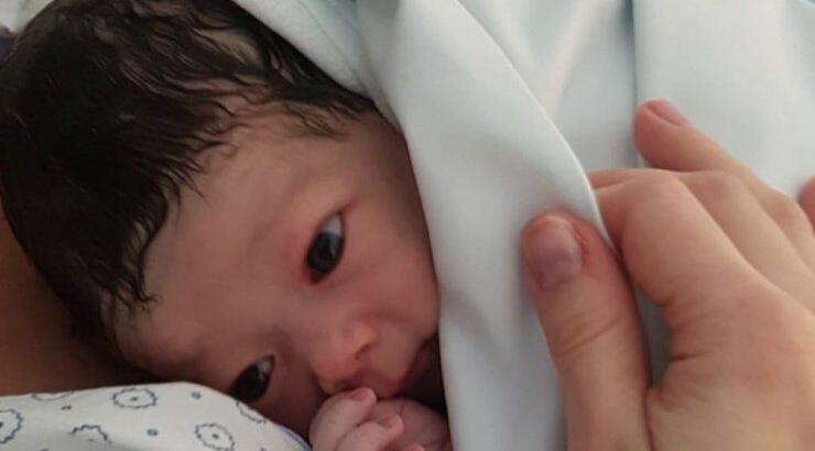 Ποδοσφαιριστής του ΑΠΟΕΛ υποδέχθηκε στον κόσμο το μωράκι του!