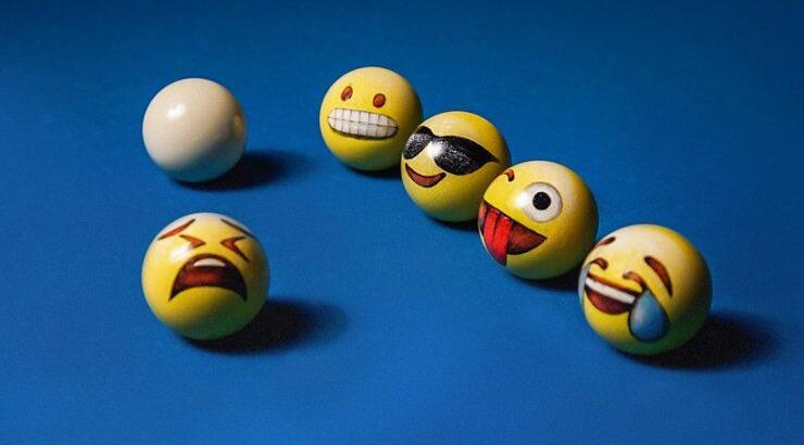 Emoticons attack!