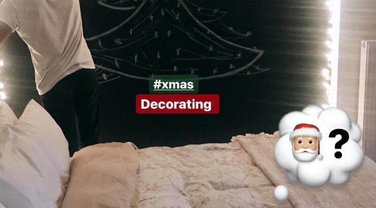 Επώνυμος Κύπριος αντί να στολίσει χριστουγεννιάτικο δέντρο… το ζωγράφισε!