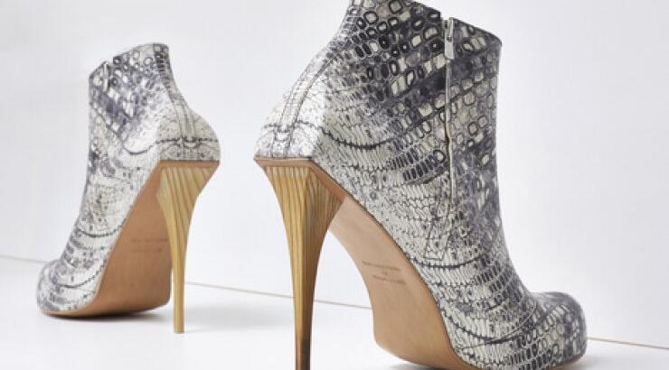 Τακούνι… πιέσεως!