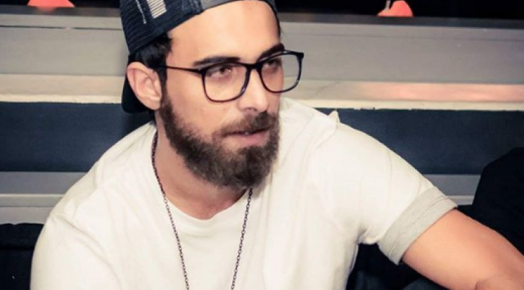 Αυτή κι αν είναι αλλαγή! Η φωτογραφία του Μάριου Πρίαμου λίγο πριν αναχωρήσει για Άγιο Δομίνικο!