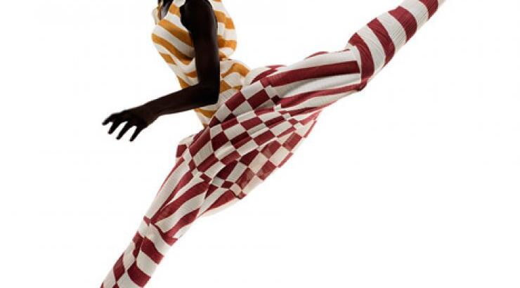 Οι χορευτές και ο Miyake