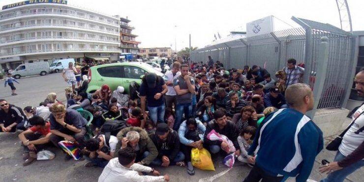 Από Ακρωτήρι σε Δεκέλεια μετέφεραν τους πρόσφυγες οι Βάσεις 