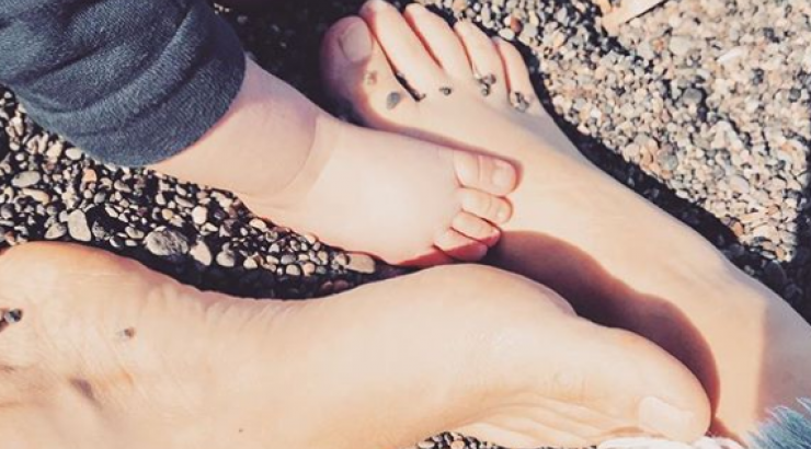 Είδαμε για πρώτη φορά το πρόσωπο του έξι μηνών γιου ζευγαριού της ελληνικής showbiz!