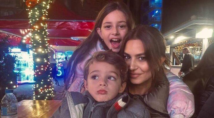 Κωνσταντίνα Ευριπίδου: Pre-Christmas “απόδραση” με τα παιδιά της στην Αθήνα [εικόνες]