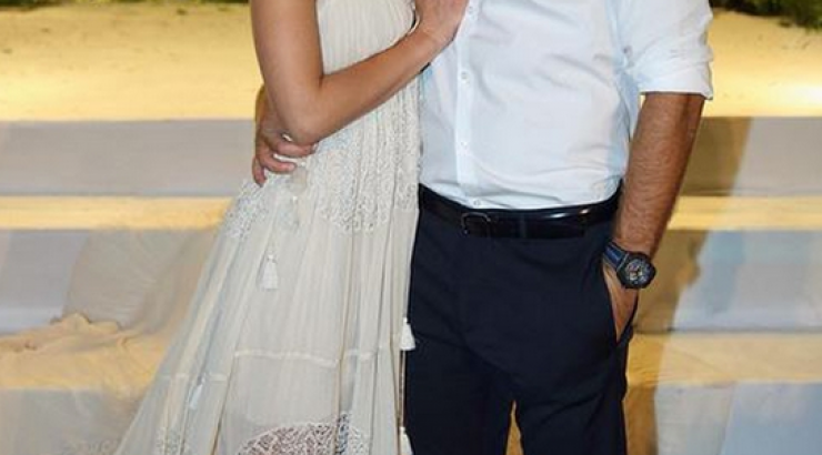 Η πρώτη φωτογραφία από το γάμο της…