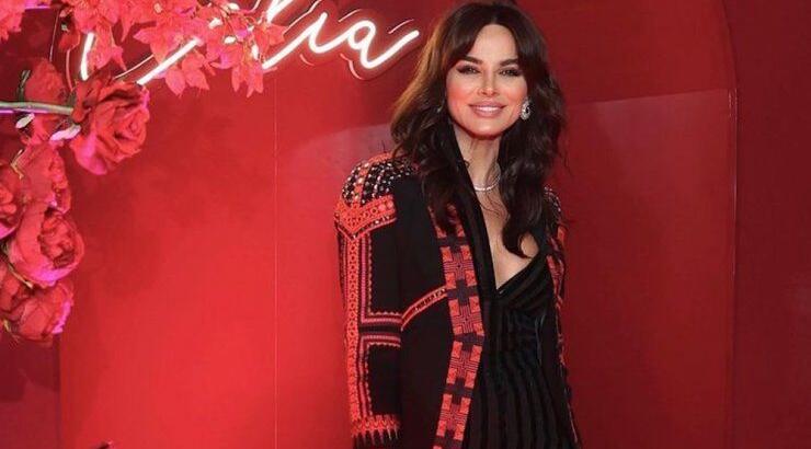 Η Ramona Filip αποκαλύπτει την κρέμα ματιών και τον ορό φρυδιών και βλεφαρίδων που χρησιμοποιεί