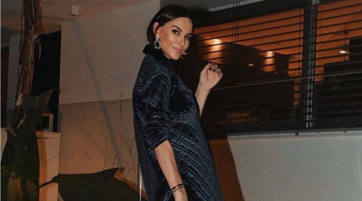 Η Ramona Filip έγινε... clutch bag! [εικόνες]