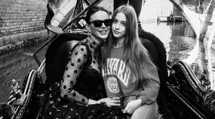 Ramona Filip: Η matchy – matchy εμφάνιση με την έφηβη κόρη της, Νικόλ [εικόνες]