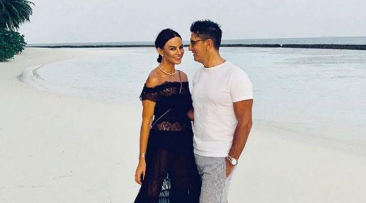 H Ramona Filip κάνει γυμναστική και ο σύζυγός της την βιντεοσκοπεί χωρίς να το γνωρίζει