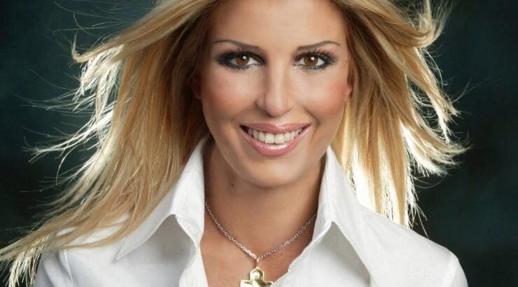 Η Έλενα Ράπτη χωρίς σουτιέν τρελαίνει το διαδίκτυο![βίντεο]