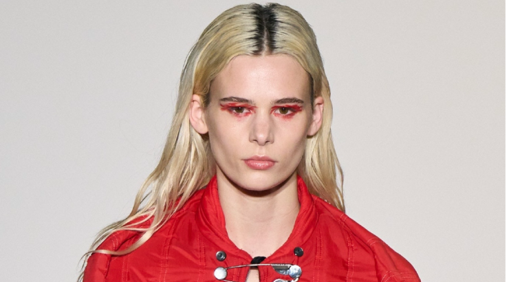 H νέα τάση στο μακιγιάζ σε βοηθά να μακιγιάρεις τα μάτια σου χωρίς να είσαι expert