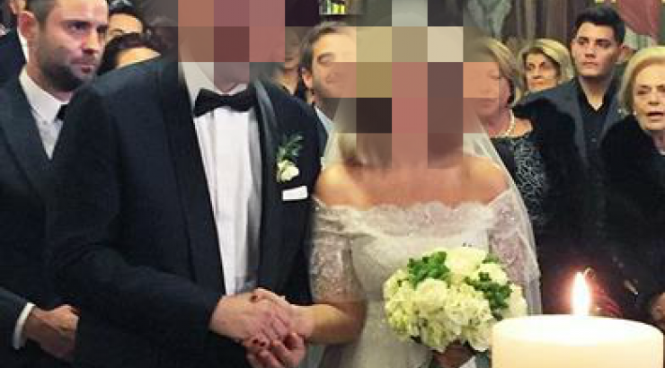 Ζευγάρι της ελληνικής showbiz ανέβηκε τα σκαλιά της εκκλησίας!