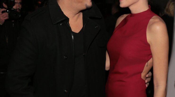 Μπόσνιακ – Ρέμος: Βόλτα στην Γλυφάδα λίγο πριν γίνουν γονείς [εικόνα]