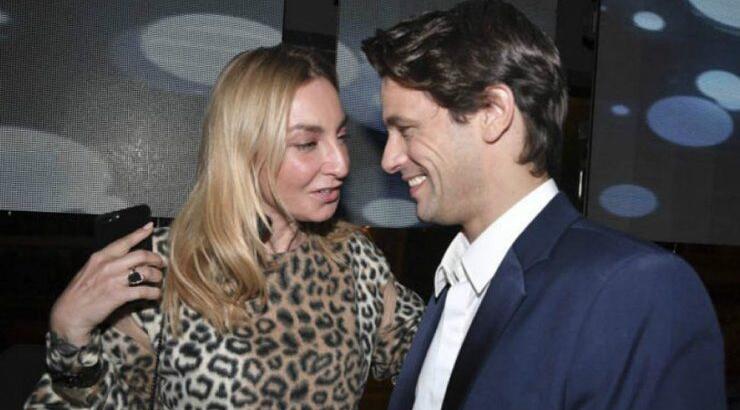 Τα φιλιά του Αποστόλη Τότσικα και της Ρούλας Ρέβη στο after party των βραβείων "Madame Figaro Γυναίκες της Χρονιάς 2018"