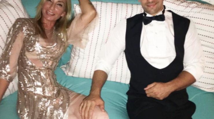 Η πιο όμορφη φωτογραφία της Ρούλας Ρέβη με φουσκωμένη κοιλίτσα λίγο πριν φέρει στον κόσμο τα μωρά της!