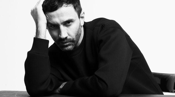 Ο Riccardo Tisci ανακοίνωσε πως αφήνει τον οίκο Givenchy και οι φήμες λένε πως ετοιμάζεται για νέα στέγη-έκπληξη