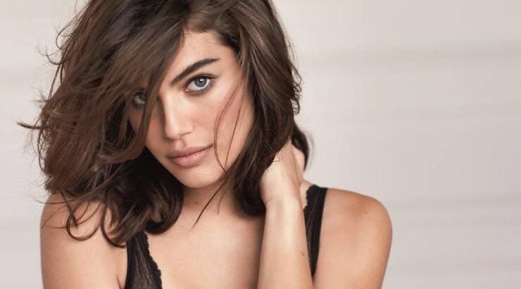 H Intimissimi βρήκε το νέο της πρόσωπο μέσω του Facebook