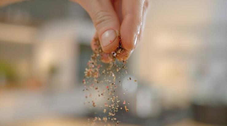 Η nutritionist σου λέει όλα όσα θέλεις να γνωρίζεις για τη ρίγανη στο φαγητό 