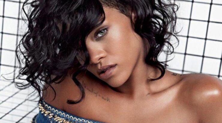 Η Rihanna πρωταγωνιστεί στη νέα καμπάνια του οίκου Balmain