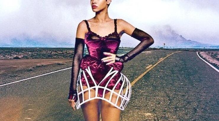 Rihanna: "Κανείς δεν ζητά να βγει μαζί μου ραντεβού"!