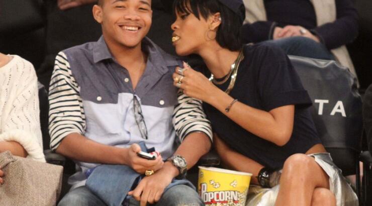 Δείτε τη Rihanna να ‘’φωνάζει ‘’ για την ομάδα της