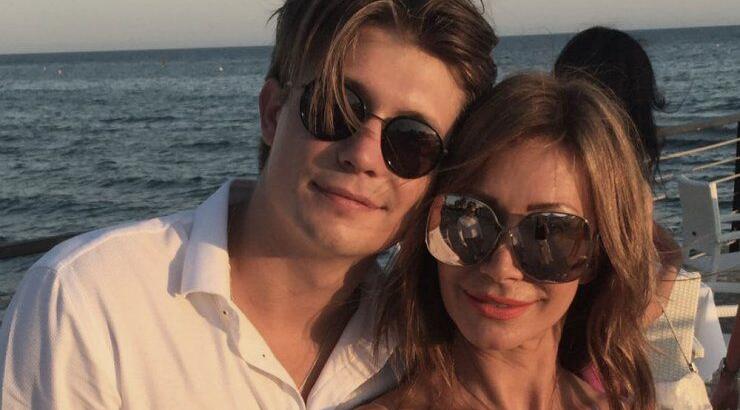 Ροντίκα Καρογιάν: Ο γιος της παντρεύτηκε και η σύζυγός του είναι πανέμορφη! 