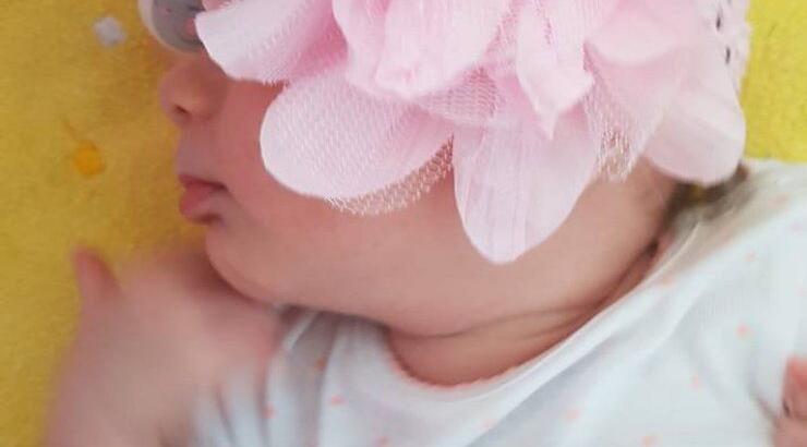 Επώνυμη Κύπρια ανήρτησε την πιο όμορφη εικόνα της νεογέννητης μπέμπας!