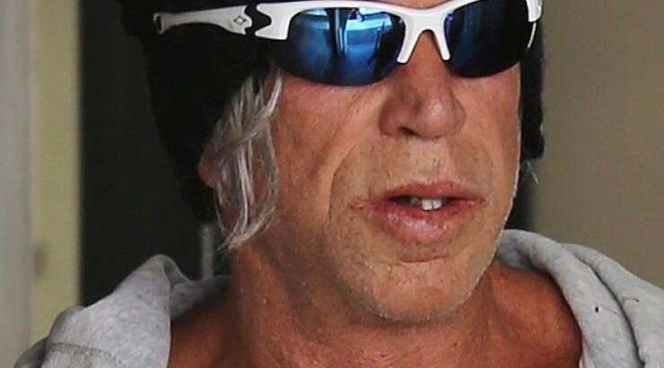 Mickey Rourke: Μάλλον μας κάνει πλάκα! [εικόνες]