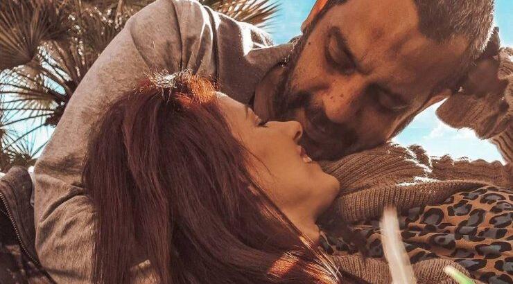 Ρούσσος – Τούρζα: Δείτε πόσο έχουν μεγαλώσει οι δίδυμες κόρες τους! [εικόνα]