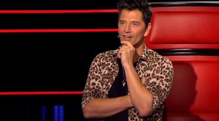 The Voice: Ο διαγωνιζόμενος που πήρε τα μυαλά της κόρης του Σάκη Ρουβά! [βίντεο]