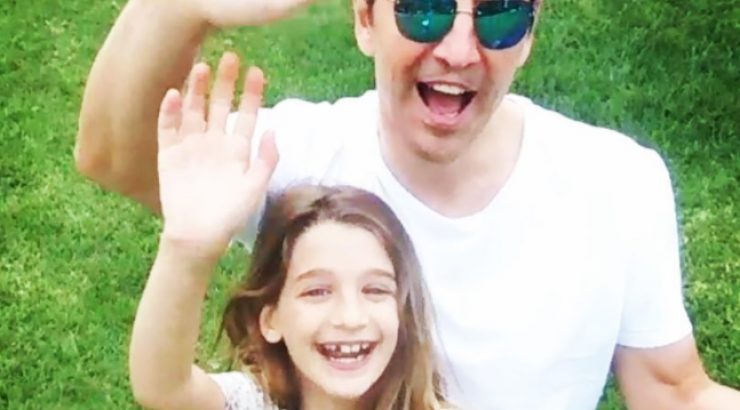 "Έκλεψε" τις εντυπώσεις για ακόμη μία φορά! Δείτε τη μεγάλη κόρη του Σάκη Ρουβά να κάνει water ski!