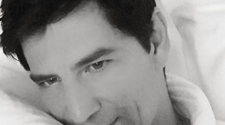 Ο Σάκης Ρουβάς πόσταρε την πιο τρυφερή φωτογραφία της Κάτιας Ζυγούλη αγκαλιά με τον μπέμπη τους!