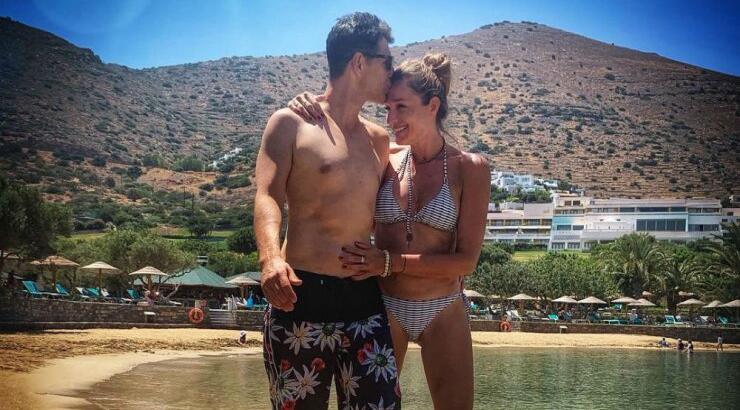 Ρουβάς - Ζυγούλη: Φωτογραφίζουν τα παιδιά τους στις τελευταίες ημέρες του καλοκαιριού [εικόνα & βίντεο]