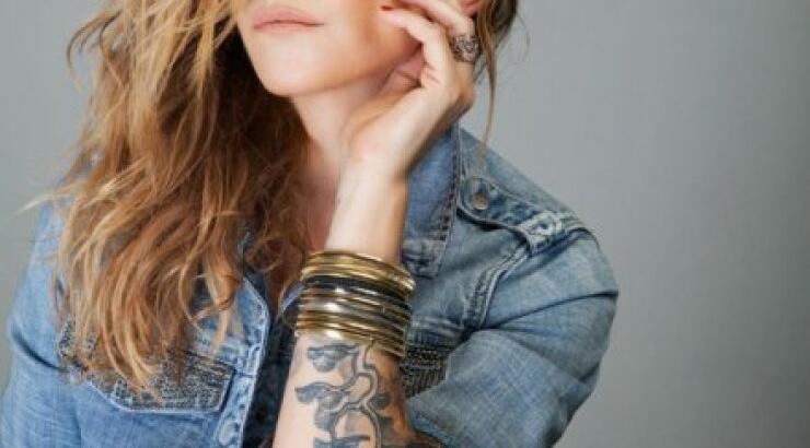 Ρούλα Ρέβη: Η πιο τρυφερή αγκαλιά με το μωράκι της!