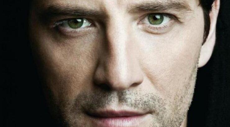 Ο Σάκης Ρουβάς γιορτάζει μαζί με την οικογένειά του την μέρα του εθελοντισμού [video]