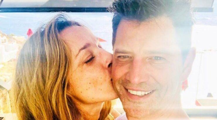 Ο Σάκης Ρουβάς ανατρέπει όλα όσα ξέραμε για τη γνωριμία του με την Κάτια Ζυγούλη 