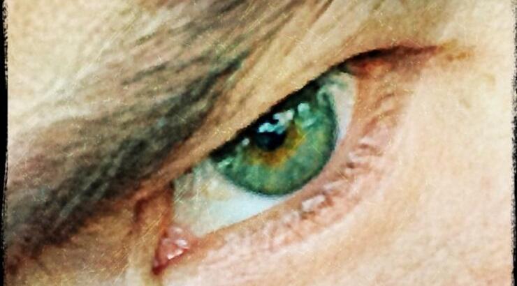 Ανέβασε το μάτι του στο twitter και μέσα σε λίγες ώρες είχε 1800 likes! 