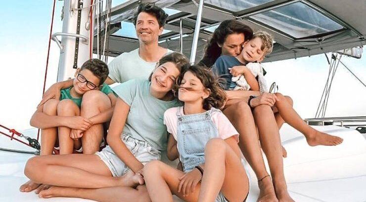 Σάκης Ρουβάς: Τα βίντεο με τα παιδιά του στο σπίτι που ξετρέλαναν τους θαυμαστές του! 