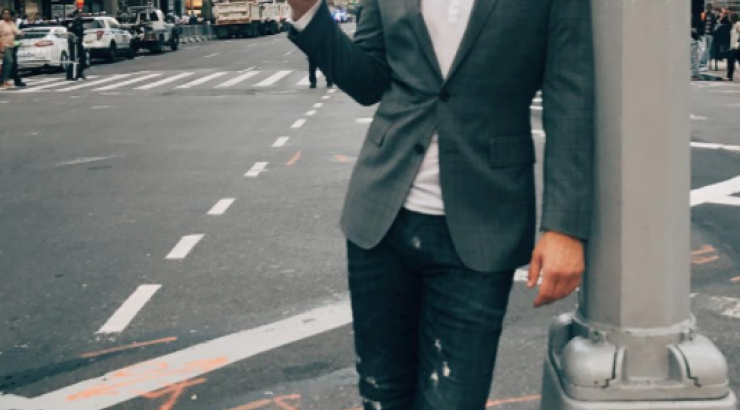 Δεν υπάρχει αυτή η ομορφιά! Ο Σάκης  Ρουβάς σε βρεφική ηλικία!