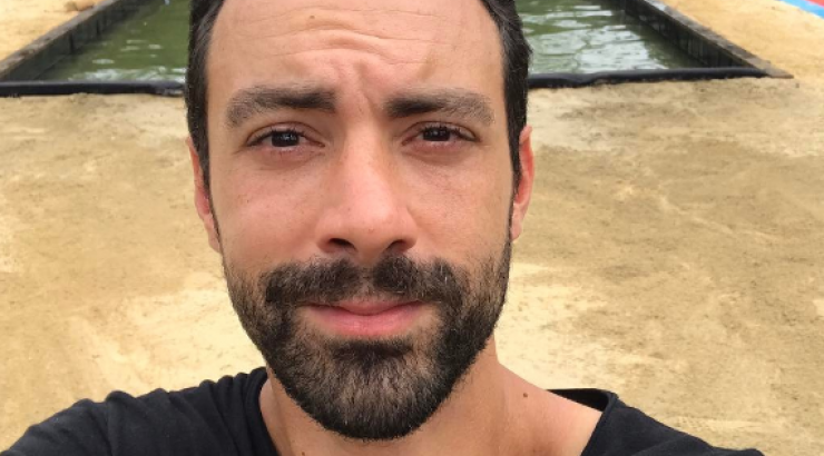 Δεν θα πιστεύετε στα μάτια σας! Δείτε πως ήταν ο Σάκης Τανιμανίδης πριν από 13 χρόνια!