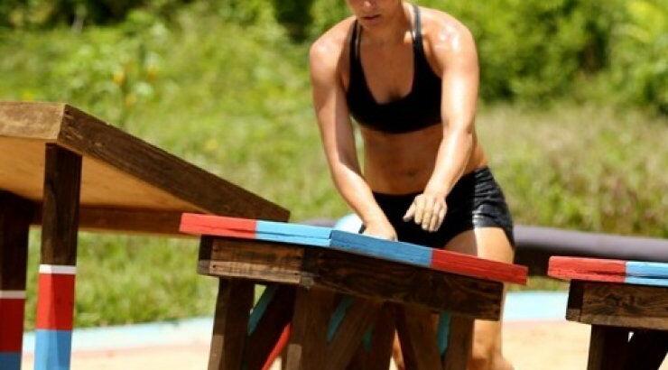 Σάρα Εσκενάζυ: Στην αγκαλιά πρώην Ελληνίδας τραγουδίστριας 