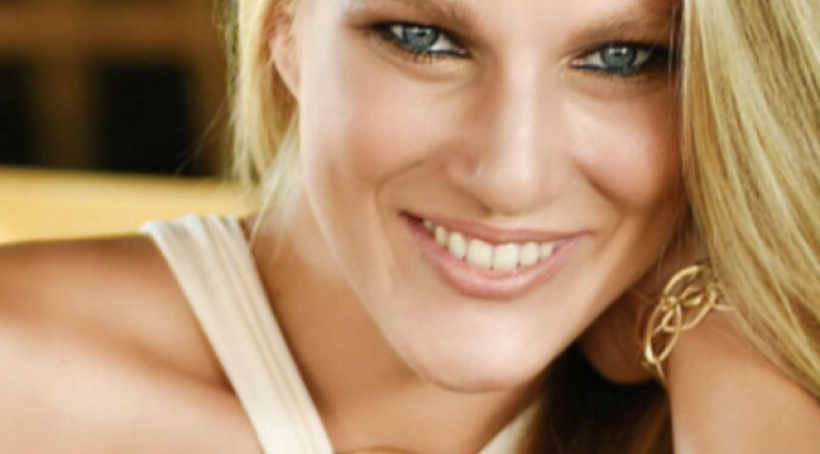 Το ατύχημα της Σάρας Εσκενάζυ στη θάλασσα! [βίντεο]